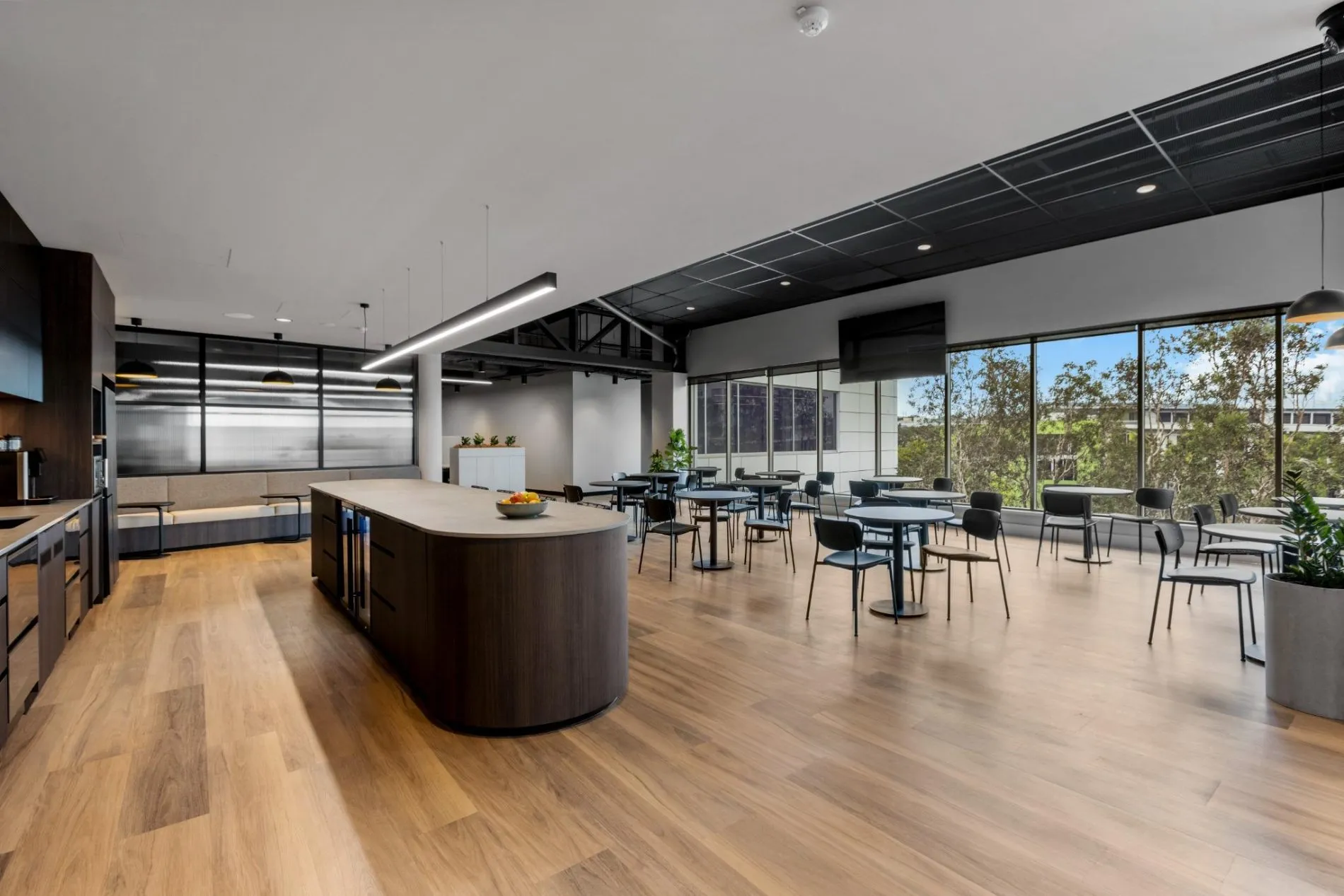 Riva Robina workplace fitout